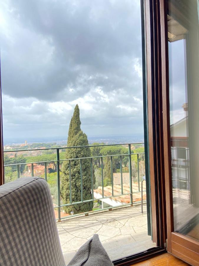 “Casa Amelie” Hotell Grottaferrata Eksteriør bilde